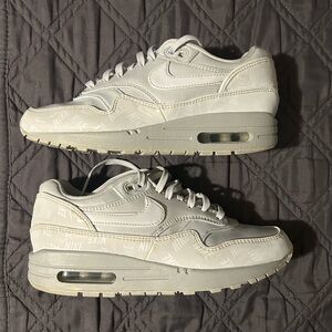 NIKE AIR MAX 1 LX PURE PLATINUM "3M RELECTIVE" 917691-002 37.5 women’s size 5.5